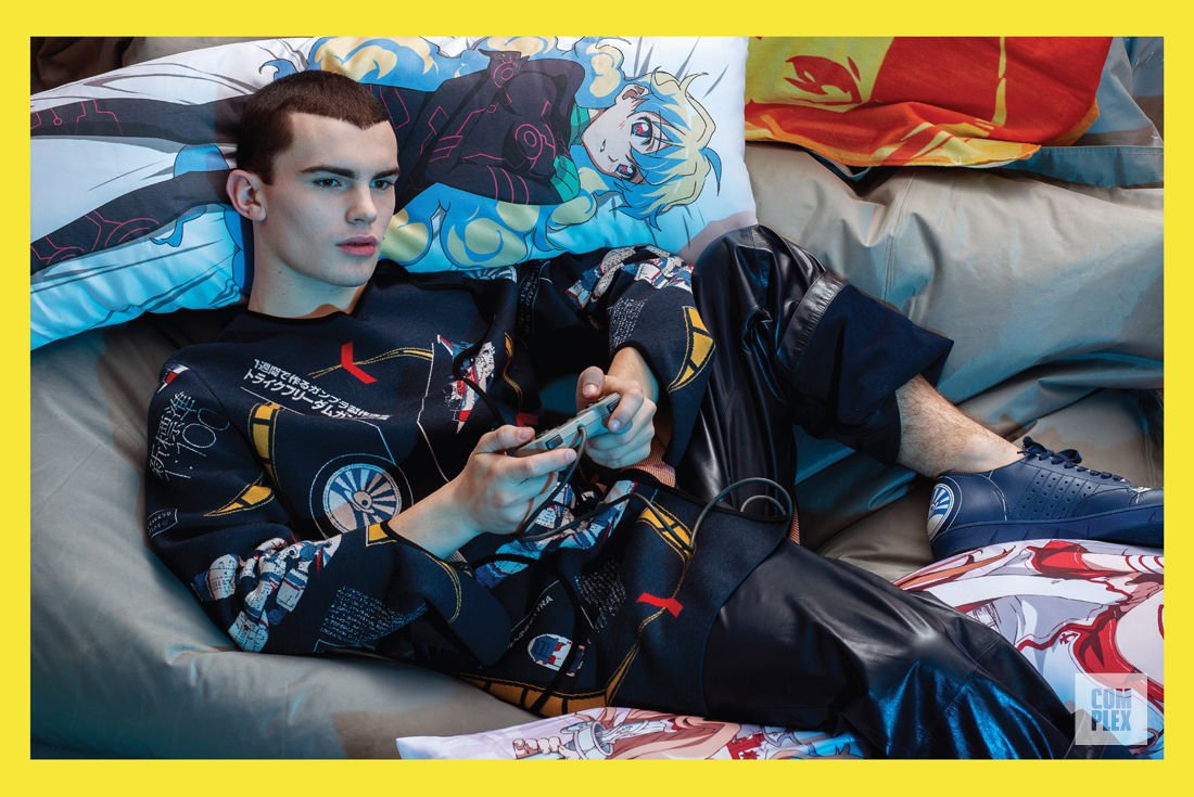 made's tweet photo. Meet the Irish designer shaking up luxury fashion house Loewe > https://t.co/VleyCsOZjK #PyjamaGoals https://t.co/LIjB8H0det