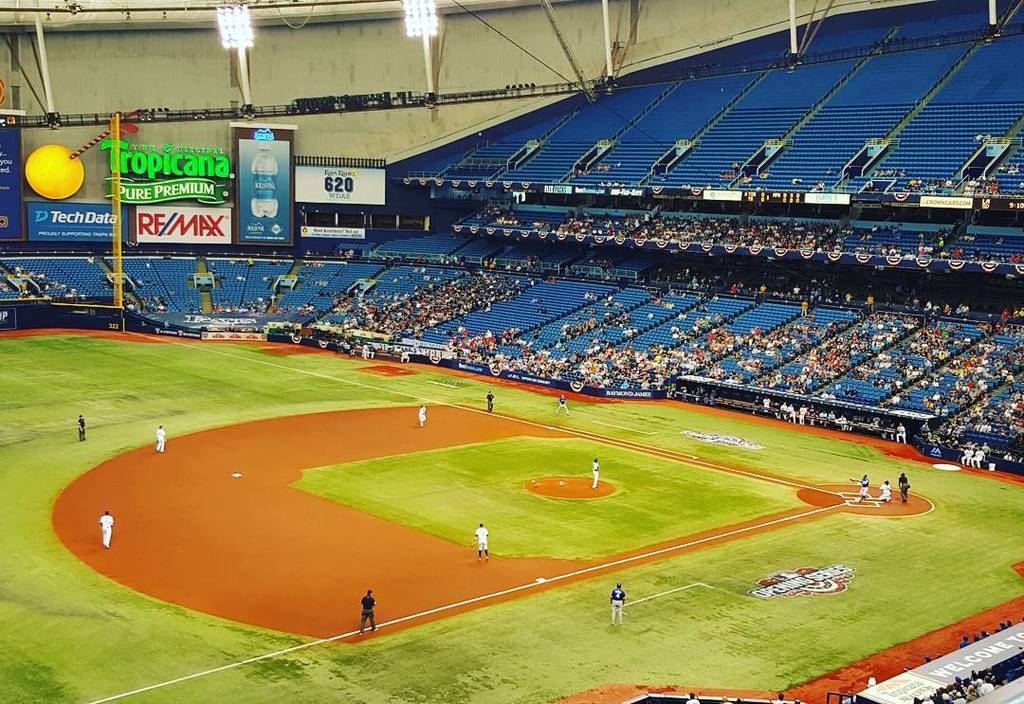 eXpEricHartman's tweet photo. Day baseball in St Petersburg. Not a bad way to spend an afternoon. https://t.co/EJVfZGnqAw https://t.co/2azkwo30YZ