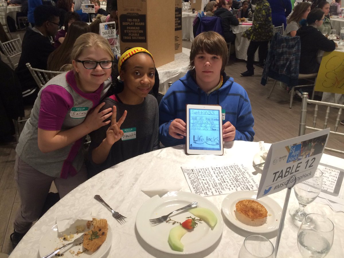 SharlaFalodi's tweet image. Students from @TDSBFNST here at #MSICEdAppHack!!!! #TDSB