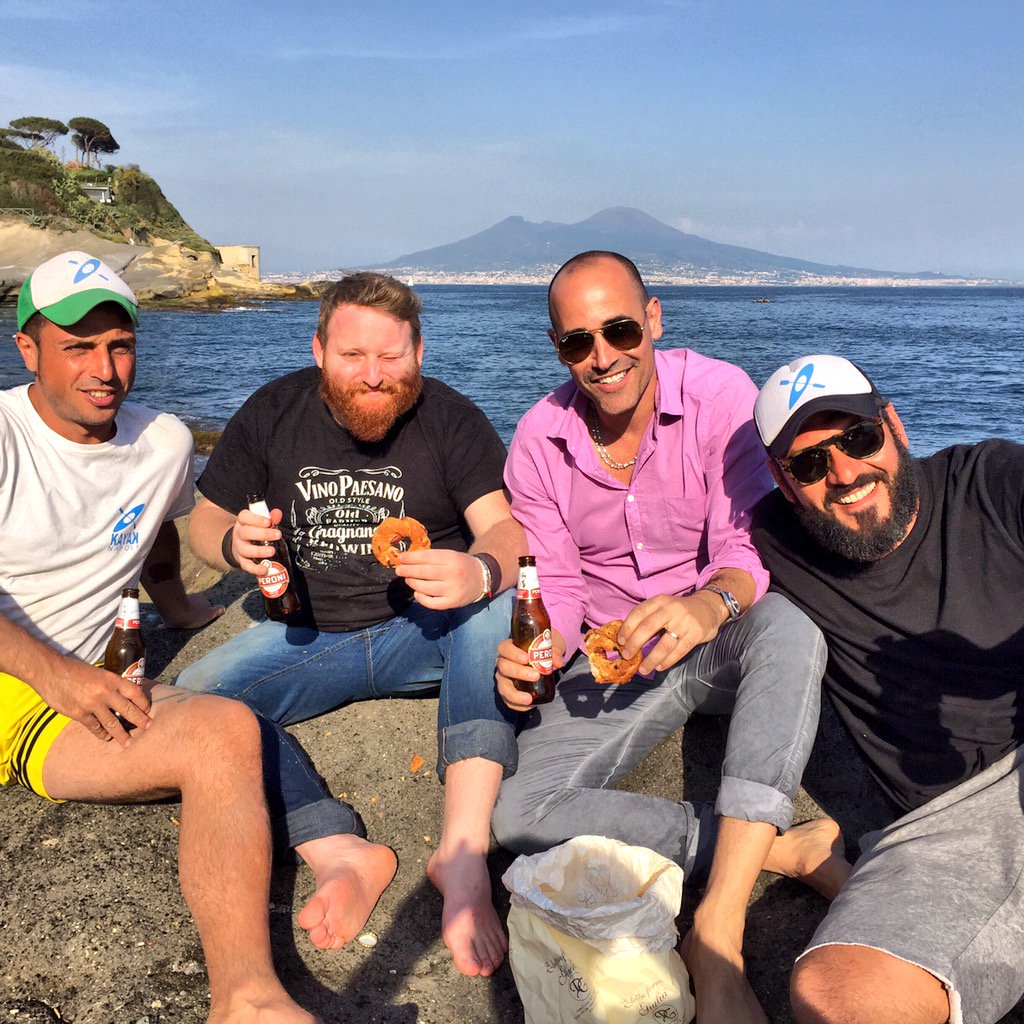 DavidRoccosVita's tweet photo. Tarallo and beer break from filming ... @kayaknapoli #puokemed #Napoli #DolceVita 💙Napoli https://t.co/4sTIh4W7Mv