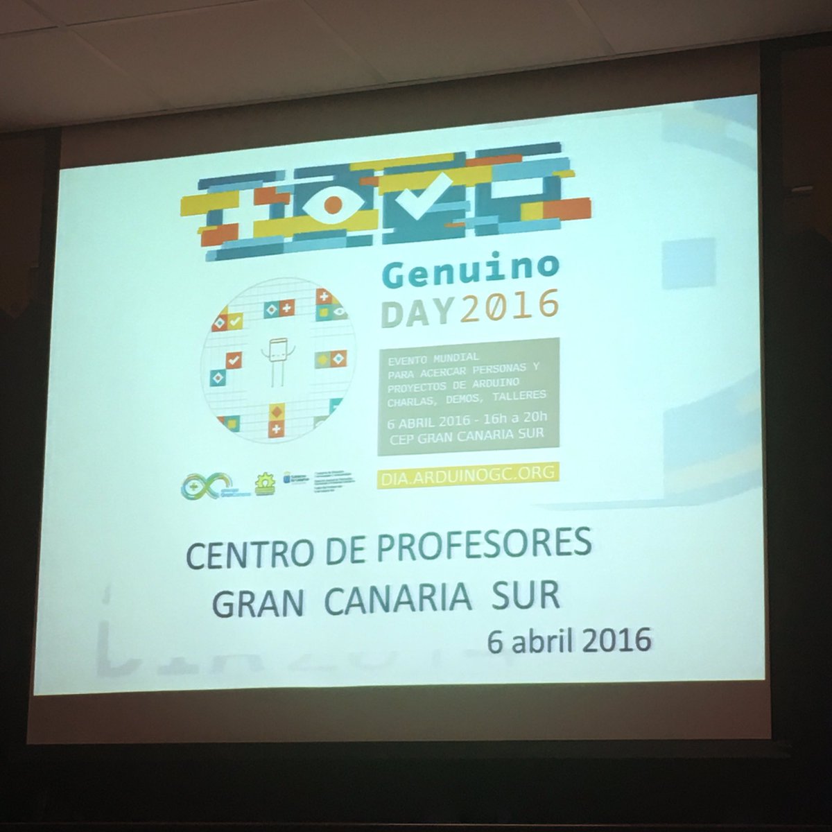 Javi_Coello's tweet image. #genuinoday2016 #arduino en #GranCanaria charlas muy interesantes enfocadas a la educación
