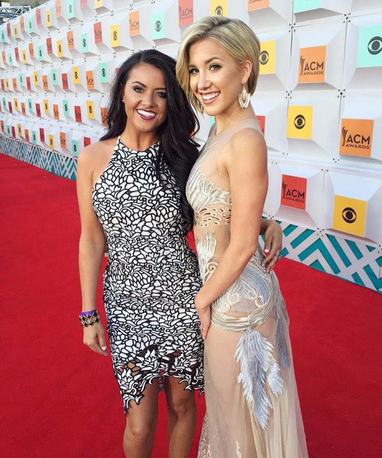 MCSiriusXM's tweet image. Nice meeting you on the carpet @toddchrisley-Thx for letting Nashville/me &amp;amp; @RickyYoungMusic borrow this princess👸🏼!