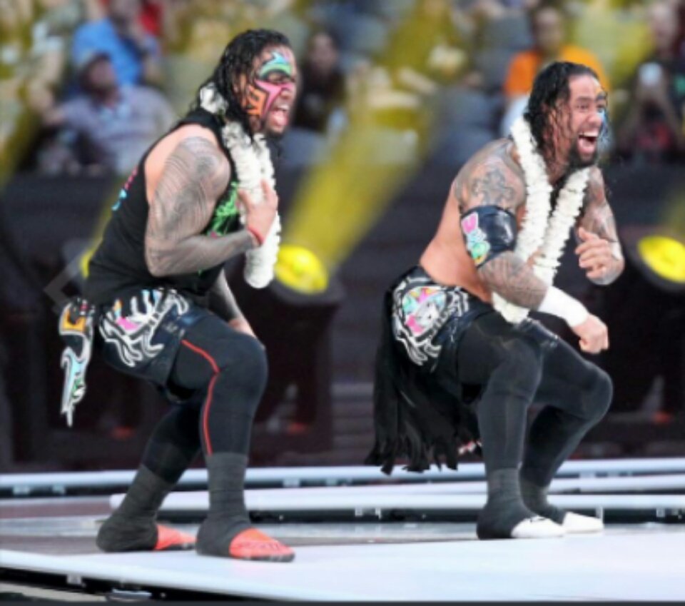 jwconkin87's tweet photo. Uso's Wrestlemania preshow attire by https://t.co/VnV4ScJADu https://t.co/UwZ6u0F5y7