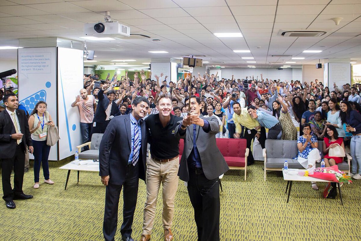 tarun_d_sharma's tweet photo. @BMCSoftware India hosted @BrettLee_58. Creating awareness around hearing impairment. #SoundsOfCricket #NobleCause https://t.co/qHO9vqMw1R