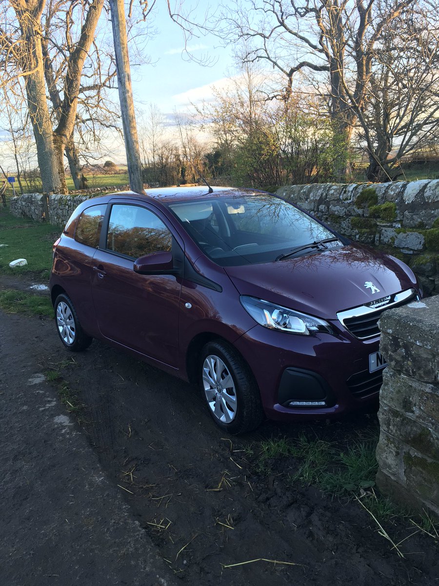 PollyBick's tweet photo. New car 😁 https://t.co/UtUJGt8VX0