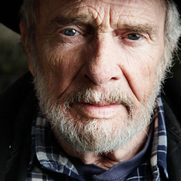 dustinlynch's tweet photo. Hard to believe the news about Merle Haggard. Working with him is something I'll never forget &amp; will cherish forever https://t.co/XsgqYvbtD5