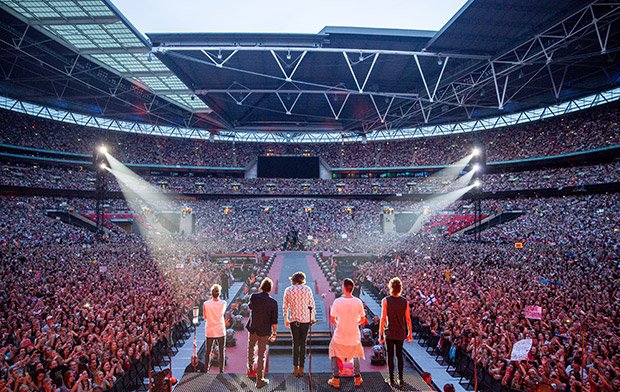 thestylesfandom's tweet photo. “Just because you don't understand it, doesn't mean you can say it's crazy.” - Harry Styles https://t.co/uV6MEUcR60