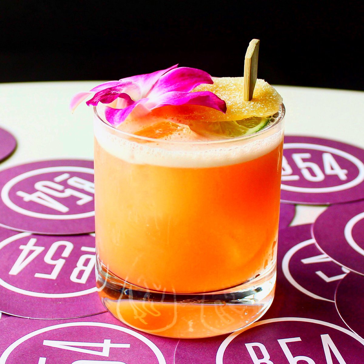 HyattCentricTSQ's tweet photo. We can't wait for you to #taste our new #Spring &amp; #Summer #CocktailsInTheClouds #Friday 🍸🍹😎 https://t.co/libPFjB6XZ https://t.co/zUWClkDuwT