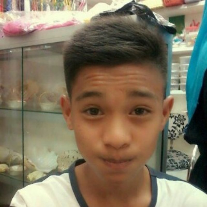 OteArianto's tweet photo. ini anak kemana bbm nya gak aktif sama kaya tweeter,,,,,, https://t.co/Vt6peSC77Q