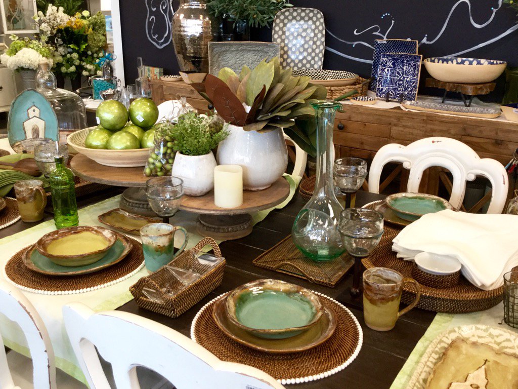 Can't get enough of this ETTA B. POTTERY!!!  #pottery #passionforpretty