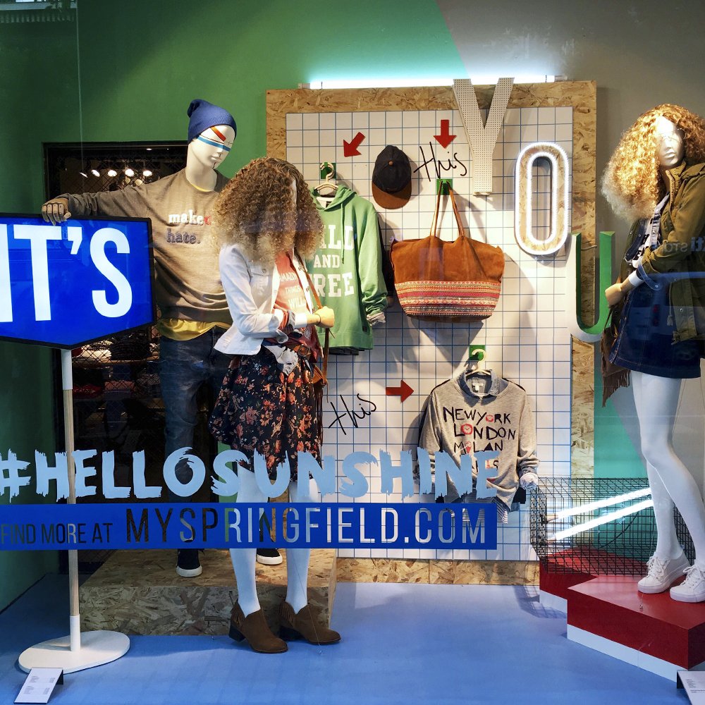 springfield1988's tweet photo. Walk in. Play with! Enjoy our new stores and discover what's trending now! #springfieldstores https://t.co/QaeGFC8MVc
