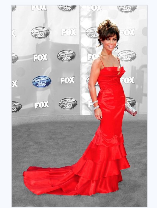 PaulaAbdul's tweet photo. This was from the @AmericanIdol season 7 finale! Such a great moment! #PAstyle #countdown https://t.co/U7x7inouQ0