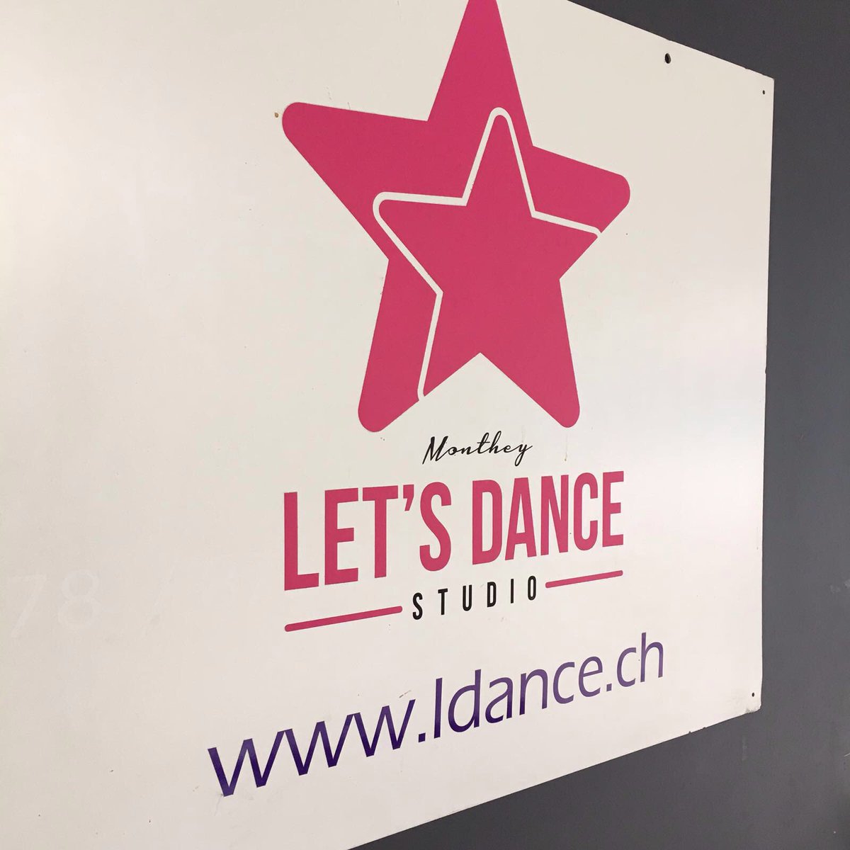 SlavestoMusic_'s tweet photo. A massive thank you to the #letsdancestudio for the rehearsal space and for the unconditional support ! #grateful https://t.co/p5sN1pwUrJ