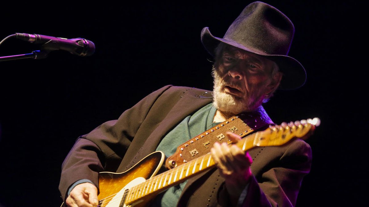 latimes's tweet photo. Country music legend Merle Haggard has died. Here's a look at his life in pictures https://t.co/Ur14w5r6je https://t.co/2Yp2XFDoru