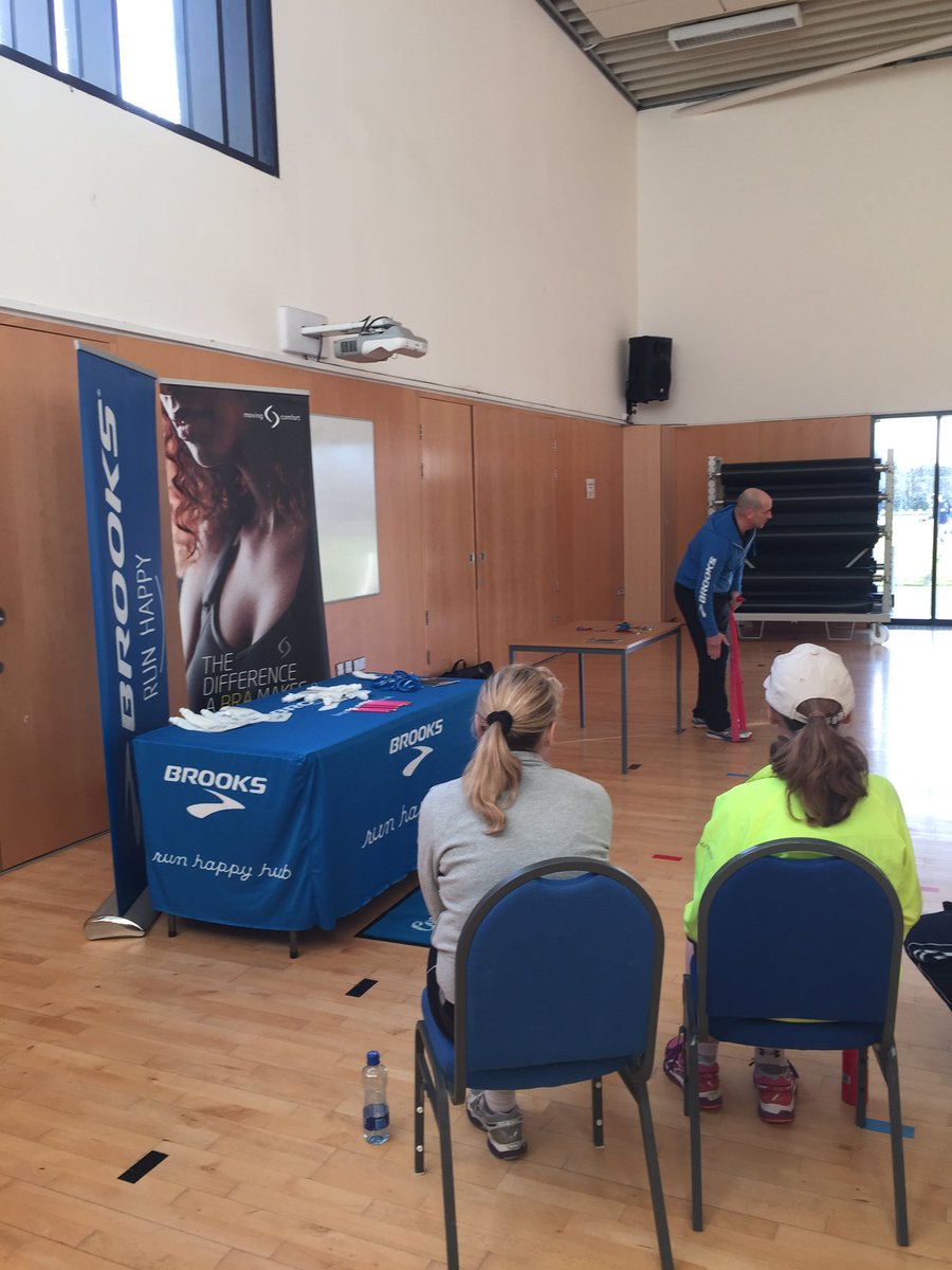 catbrooks5's tweet photo. Great talk on stretching from Paul Murray at Barrington's Hospital Great Limerick run group. Brooks also here for Qs https://t.co/SdlFKuiGoC