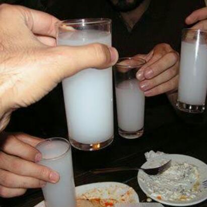 Псков где раки?. Ракы турецкий алкогольный напиток. Приглашение попить пиво. Как пить раки. Реклама с раиками.