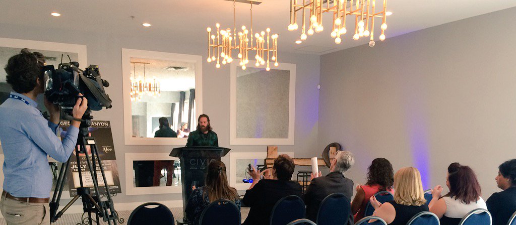 calgaryhomeless's tweet photo. Thank you @frasertuff for being such a fantastic host for today's launch event at @CiviconThird! #PWPyyc #yycevents https://t.co/iNgYl6aWpS