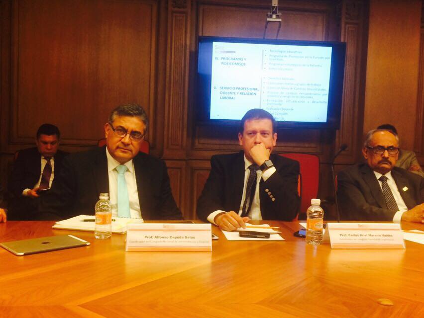cmoreira38_5's tweet photo. Reunión de trabajo con el fin de revisar el #PliegoNacionalDeDemandas #CenSnte https://t.co/9nXvxjOgVc