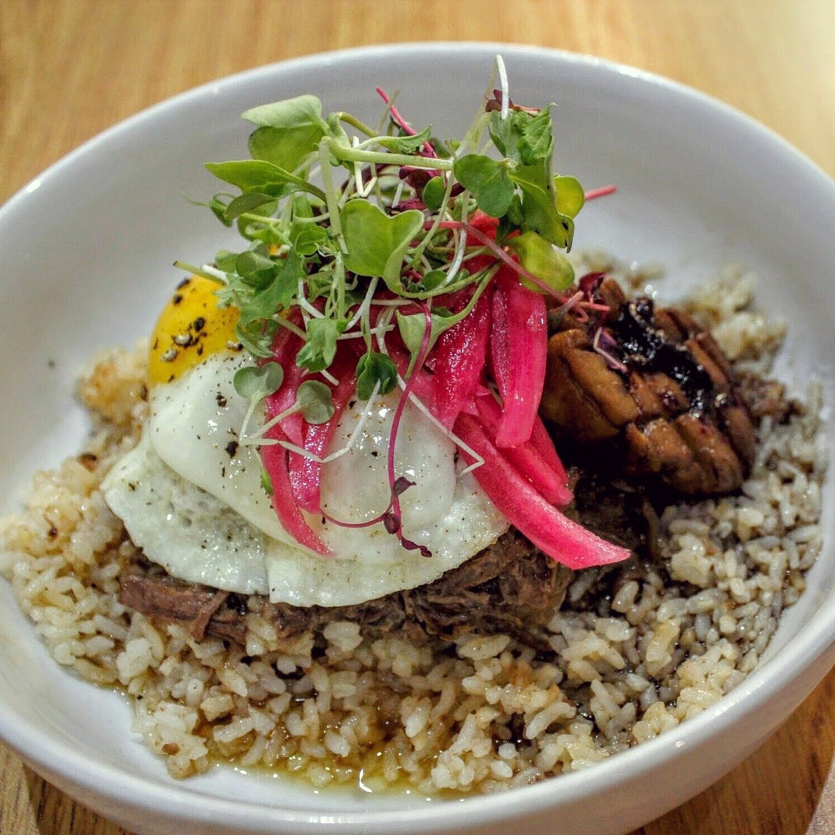 Who wants a Loco Moco?

Loco Moco Royale v2.2

#ChinatownHI #ScratchKandB #LocoMoco #Foodies #Brunch #HumpDay