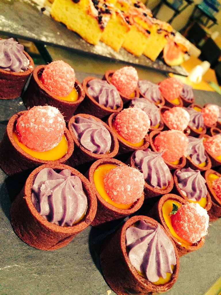 Delion_Events's tweet photo. Excellent service &amp; F&amp;B @JWMarriott #Dubai tonight. 
Exceptional experiences, Perfectly orchestrated. #DelionEvents https://t.co/wLp80REfRq