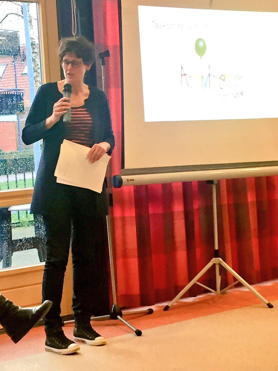 wim_martens's tweet photo. Bijeenkomst medewerkers @HetBaken_zorg en @wzuveluwe. Ik word blij als ik zie hoe de samenwerking wordt gezocht. https://t.co/mqw7XPkARl