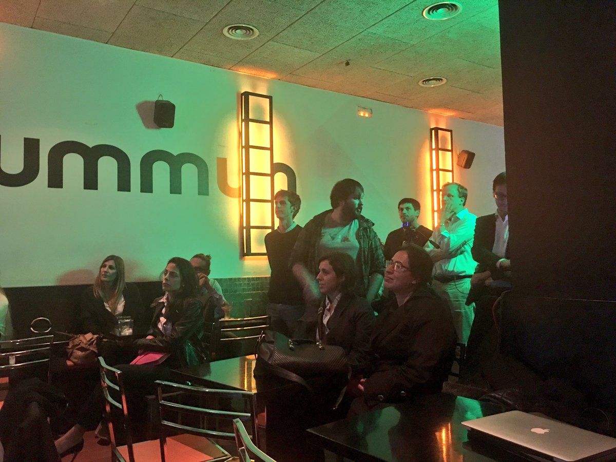 valentine_bm's tweet photo. First pitch of tonight's #EfoundersMeetup by paybamboo https://t.co/PPwl8KlNb4