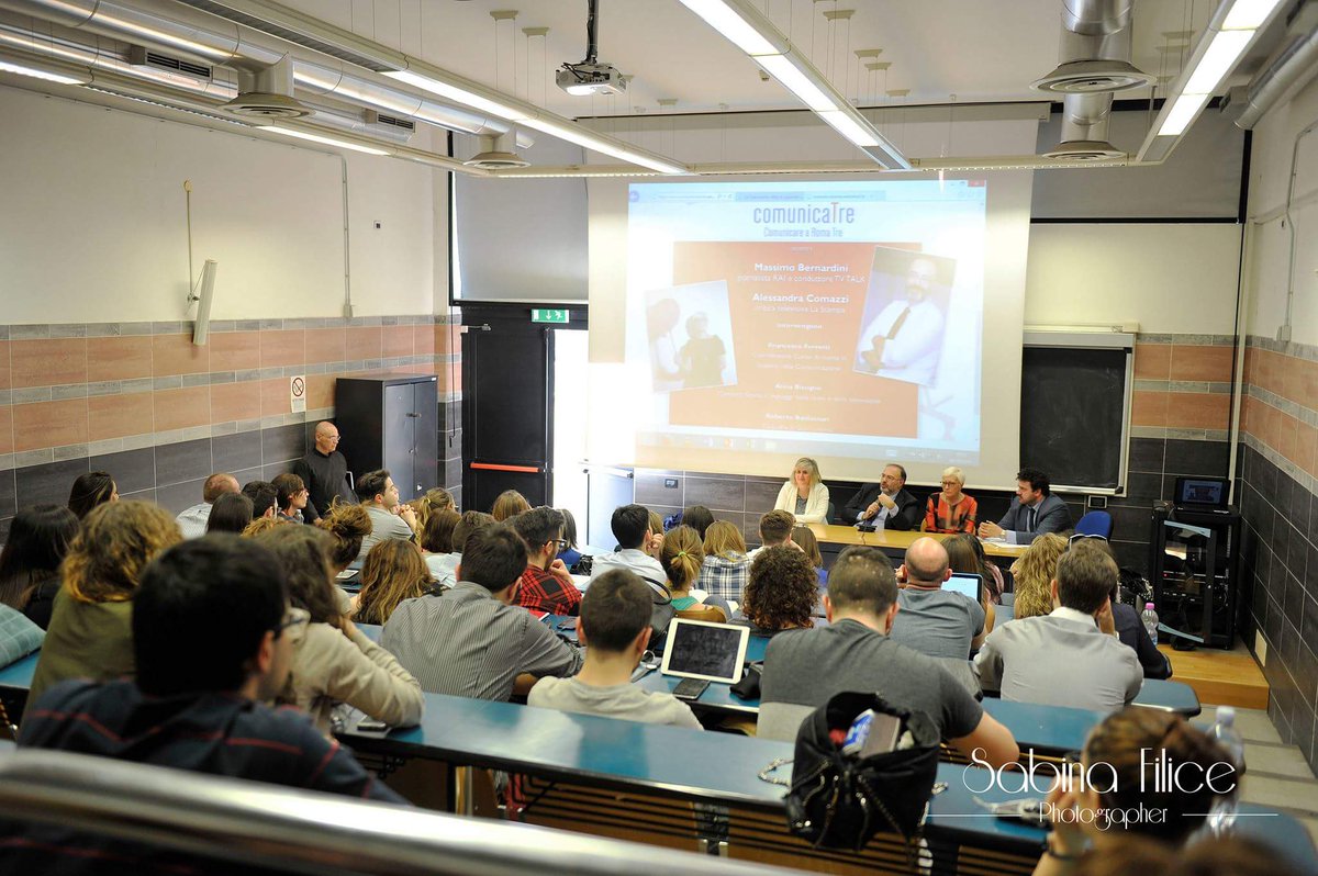 annabiso73's tweet photo. @SabinaFilice grazie per tue meravigliose foto @comunicatre3 con @MaxBernardini @alecomazzi @BaldassariR @UnivRoma3 https://t.co/C1SEAamFp5