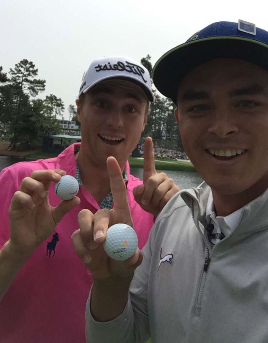 College_Golfers's tweet photo. Rickie Fowler and Justin Thomas both made a hole in one on the same hole. #TourSauce https://t.co/Q76jYiRHib