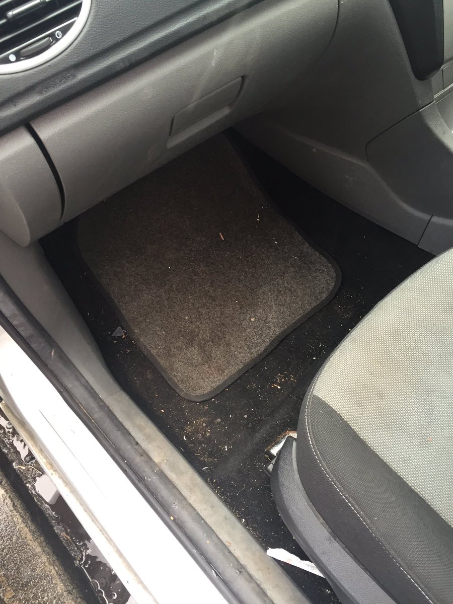 DirectMobValet's tweet image. A before and after we took today!