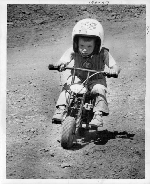 Motorcycle_Meme's tweet photo. Getting serious about it. Awesome! #motorcycle #funny https://t.co/f3TnakNalh