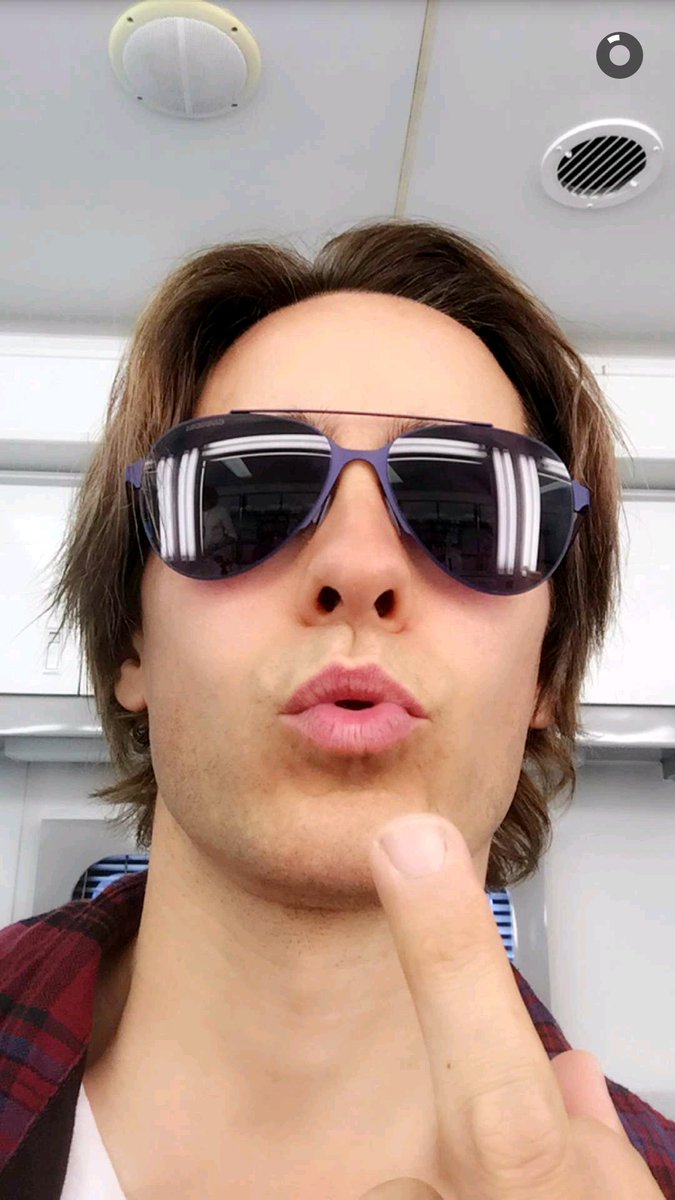 obinniegirl26's tweet photo. Again #Echelon Happy #JaredLetoDay and once again #FuckTheHaters!!!! 🙌 https://t.co/gnVf8FvlhO