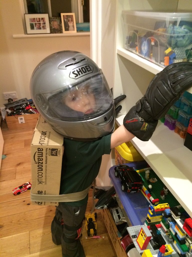 Daniel Casey tweet media