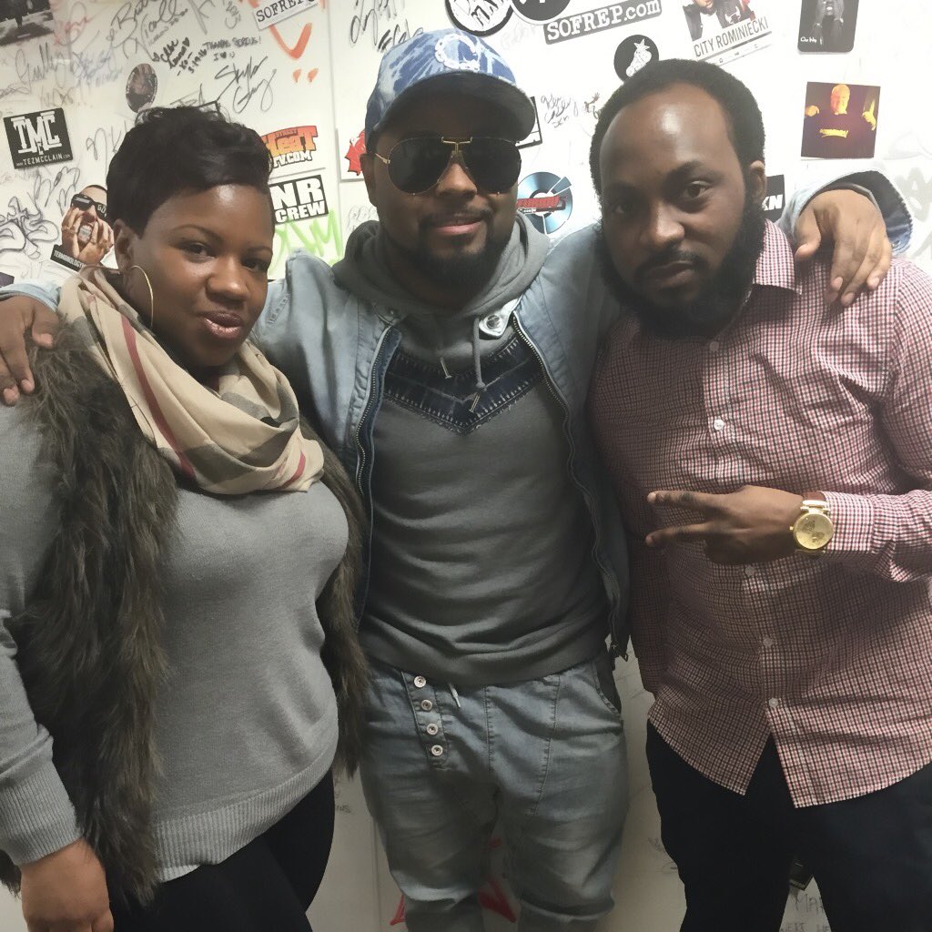 SylviaKAlston's tweet photo. @MusiqSoulchild @karenhunter show today...awesome new album Life On Earth...#KarenRebels #musiqmatters #BUYMusiq https://t.co/6IrNE2v23D