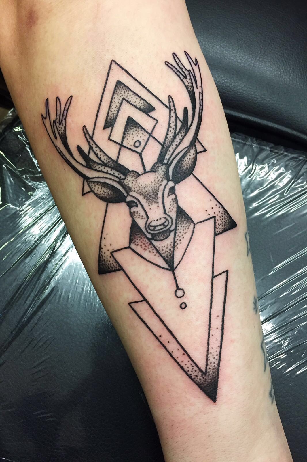 Top more than 169 deer tattoo geometric latest