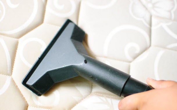The Top Four Reasons to Get Your Mattress Cleaned getarotorestoration.com/the-top-four-r…