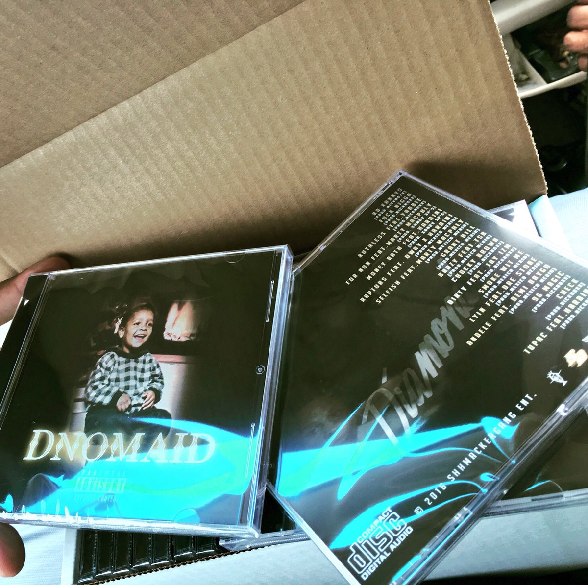 shhmackergang's tweet photo. Who need 1?
@dbarshhmacker #Dnomaid
#SG https://t.co/8bkMUKAUNQ
