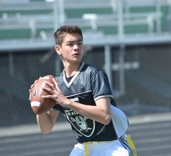 Jester454's tweet photo. Back on the field... #QB5 #TheFuture #GrindToBeBetter #YoungStud https://t.co/D7zucRmX5R