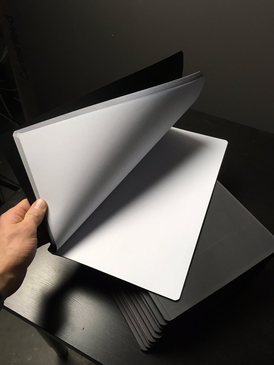 LinusTech's tweet photo. Oh wait it turns out @Razer is a bunch of ****ing jokers!@minliangtan https://t.co/5pmIFwMcCs