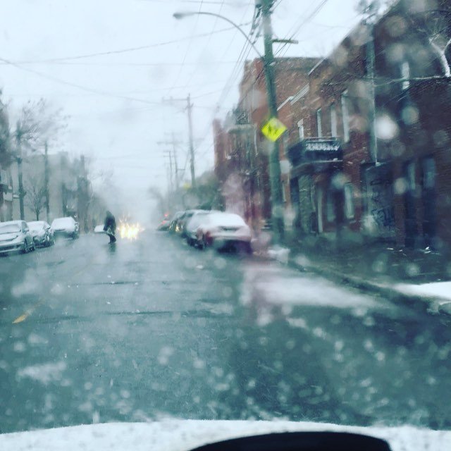 LifeAtWarpSpeed's tweet image. Say what? #springtowinter #montreal #timelapse #prettybutcold by jencho58 ift.tt/1WdJg6b