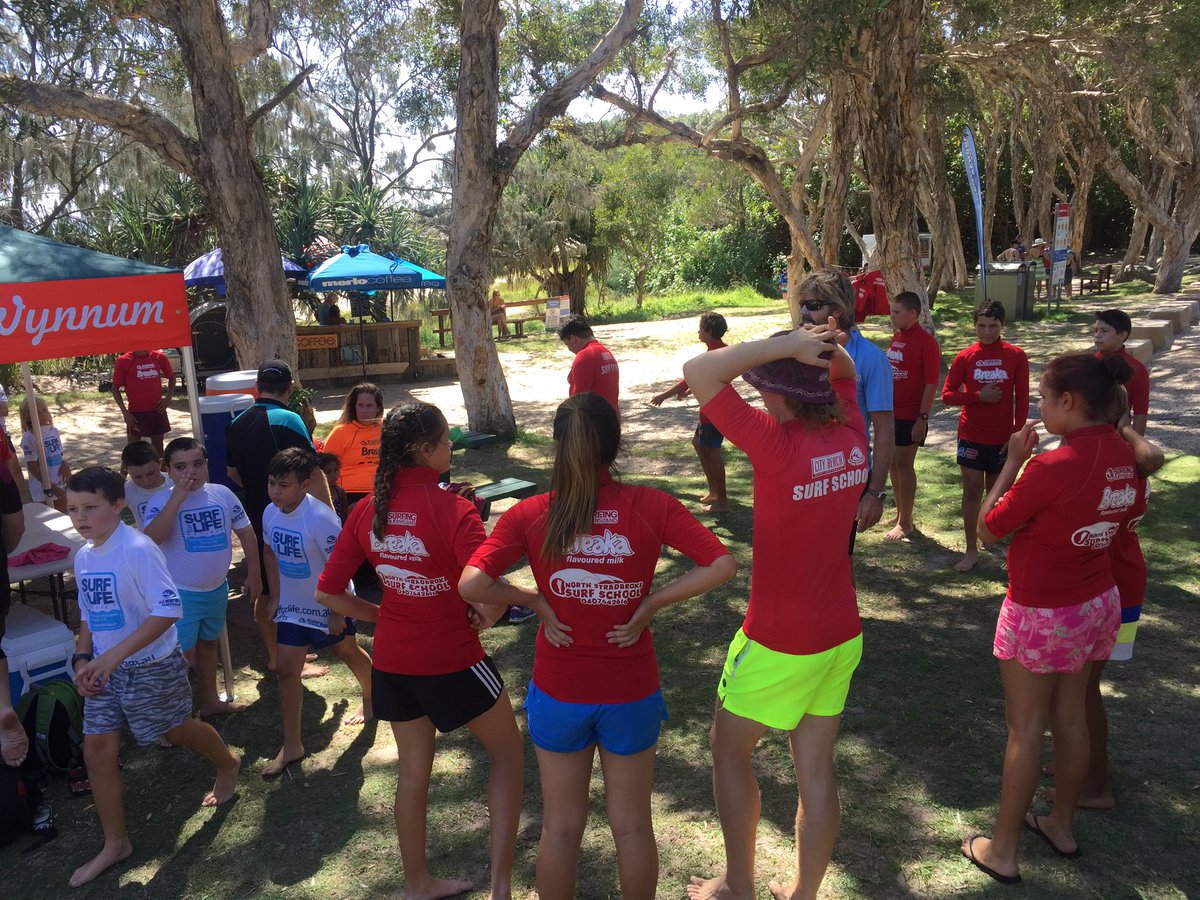 DeadlyChoices's tweet photo. Another fun and successful day with our students over on Stradbroke Island yesterday for our Surfing day. https://t.co/oWCIQHGa2H