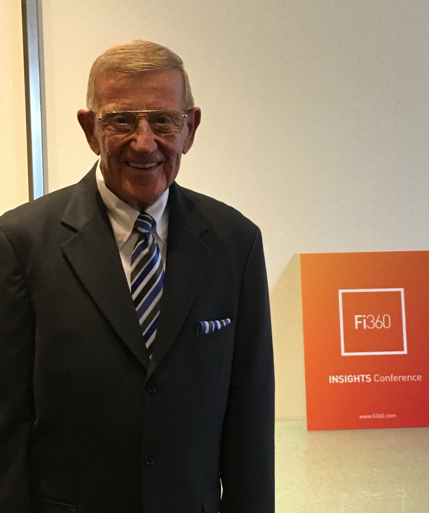 Coach Lou Holtz prepares to take the stage at #fi360INSIGHTS!