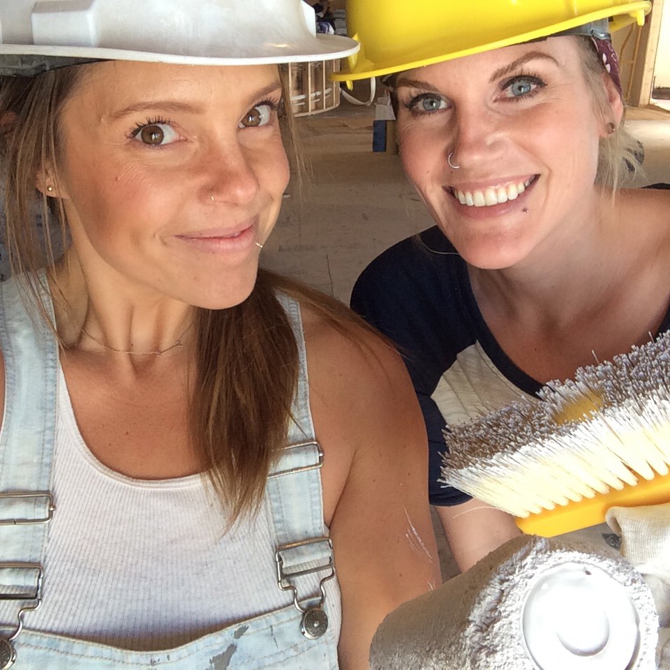 barkdsign's tweet photo. Just another day on the job #hardhats #steeltoes #yxe https://t.co/D7G7GCrIYc