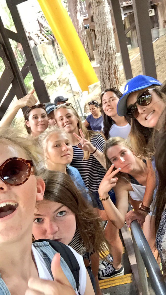 lccgirlslax's tweet photo. Spring breakin' at Magic Mountain! #lovethisteam #scomavs 💙💚💛 https://t.co/6Sw7znlftF