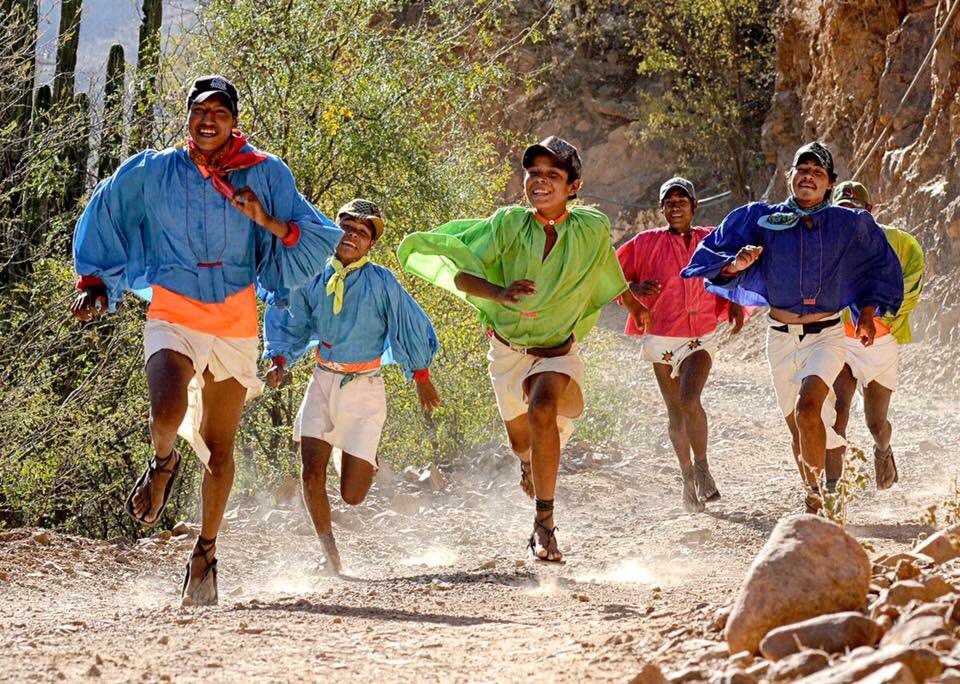 eveyhugo96's tweet photo. Hoy celebramos el #DíaMundialDelDeporte 
Corredores de la Sierra #Tarahumar
@RoyCampos https://t.co/vHHDIbOFIp