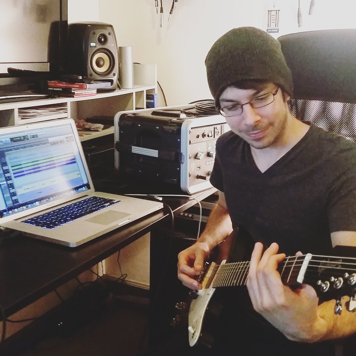 patvalley's tweet photo. Tracking guitars at home earlier for new tunes with @NicklausDean &amp; Torin @thewellreds + @Kemper_Amps @gibsonguitar https://t.co/Ld0gxVXLm0