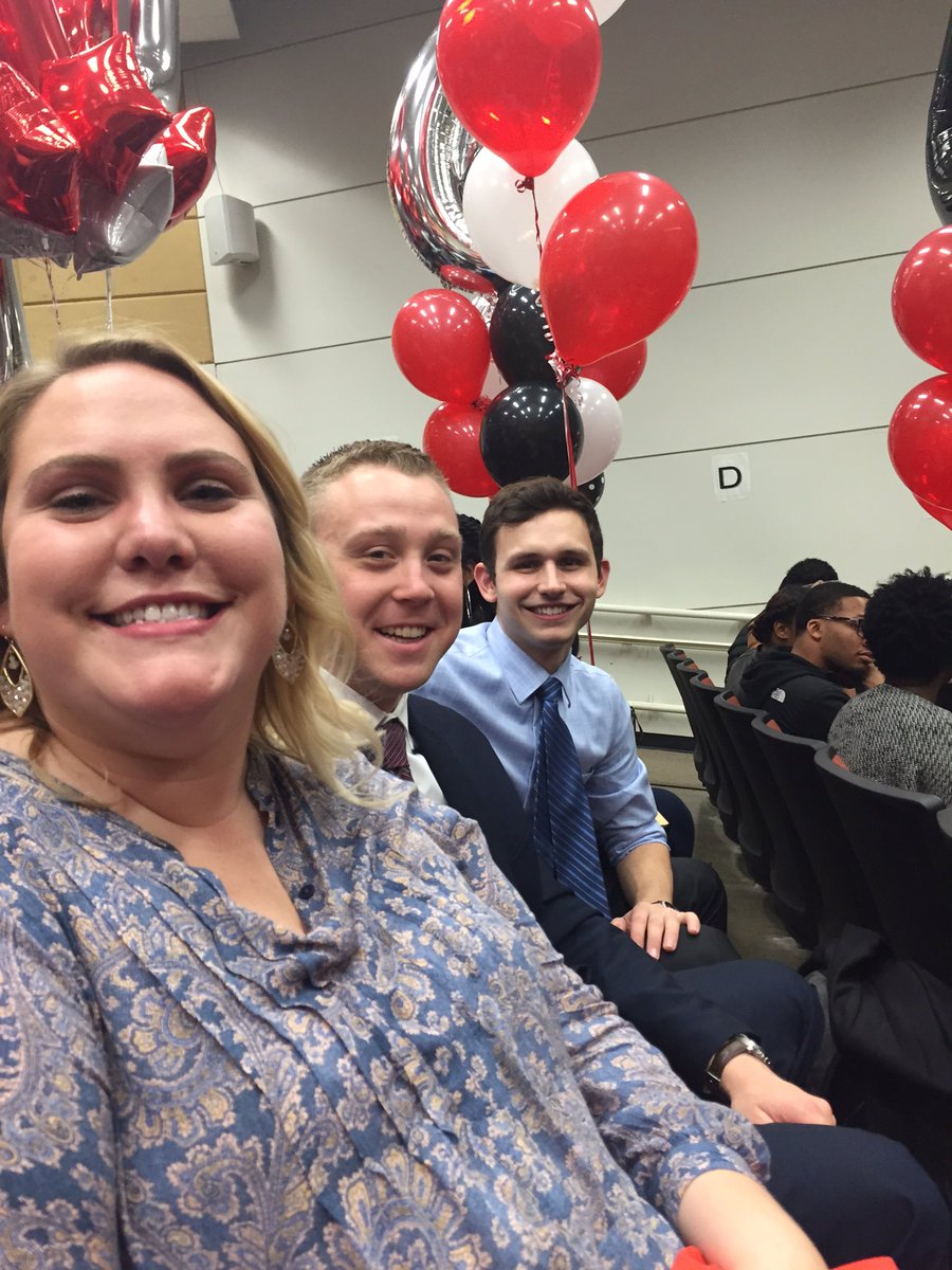 slighdiggity's tweet photo. Three generations of @wmuwsa leadership #LivingLegacies #PassingTheTorch #WhyWsa https://t.co/ndpv23fc8c