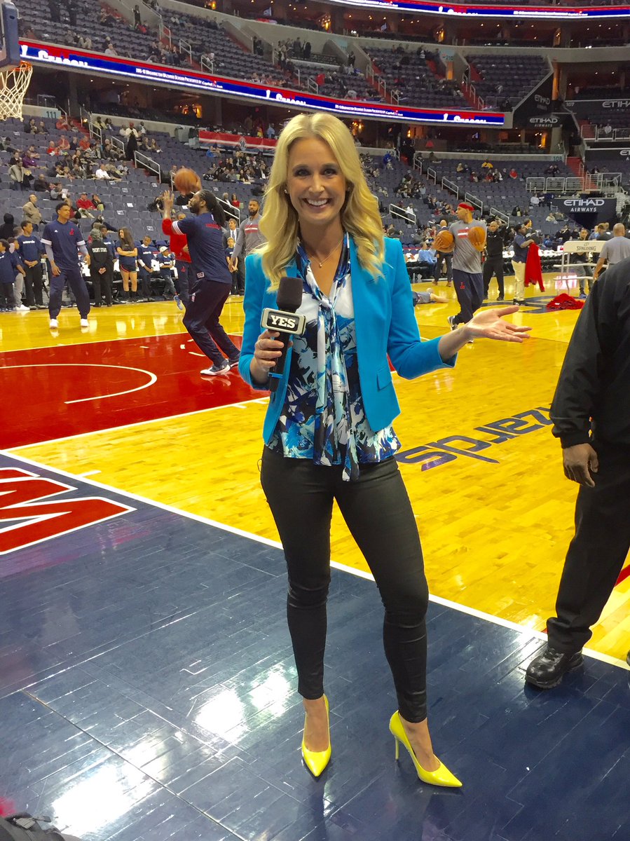 Fox Sports Wiki Sarah Kustok Husband, Height, Biography Business