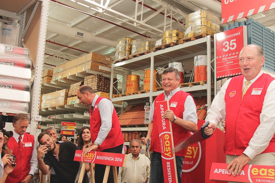 domingopeppo's tweet photo. Participamos de la inauguración de la sucursal de la empresa Easy, que formará parte del Paseo Libertad. https://t.co/clQsCcASI4