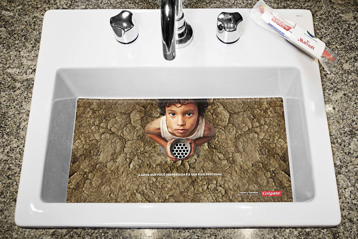 Colgate usa pias de hotéis para alertar sobre o desperdício de água
bit.ly/m1lcampanhacol…
foto: divulgação