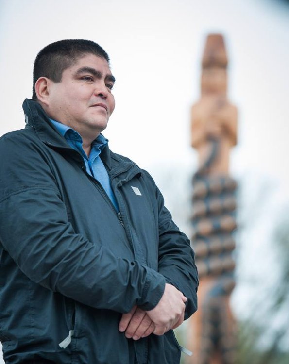 UBCLonghouse's tweet photo. Great photos of #UBC xʷməθkʷəy̓əm qeqən (Musqueam post) ceremony by @martindeephoto https://t.co/qHSgX9lnZW https://t.co/ALbFbdCiUD